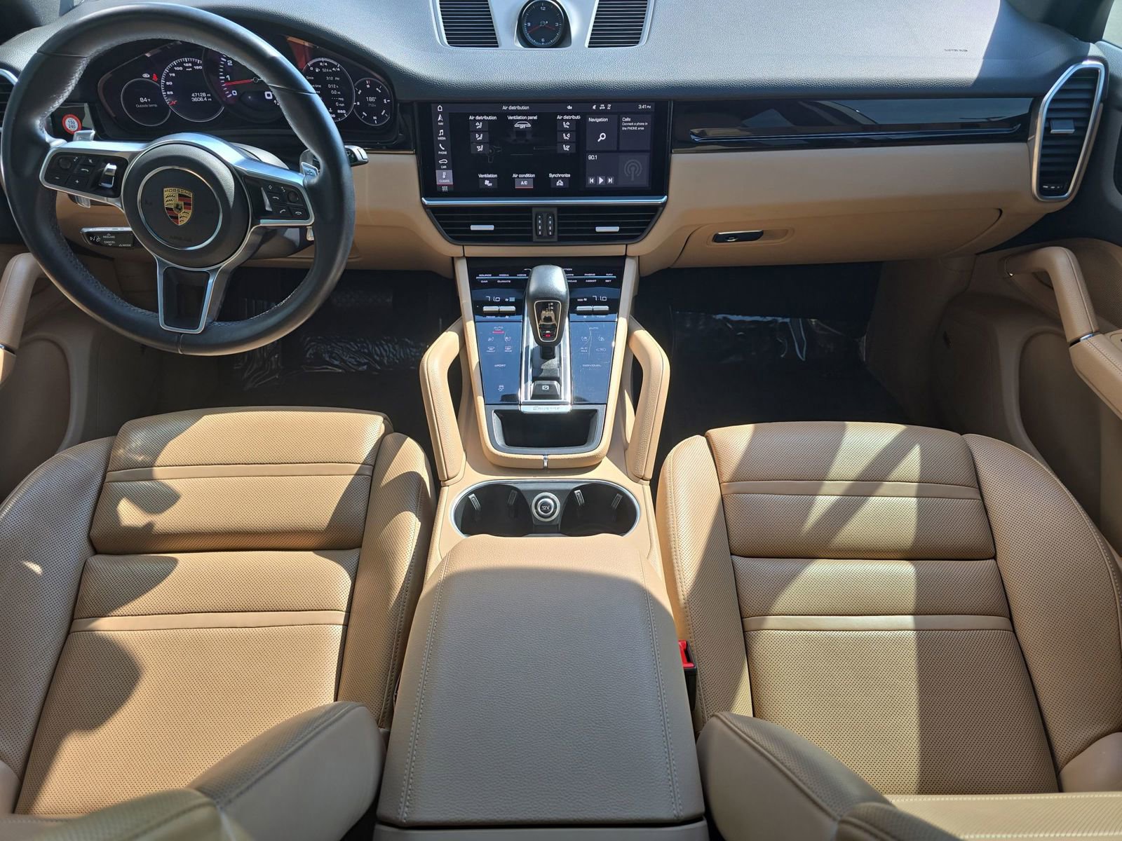 Used 2021 Porsche Cayenne image 13