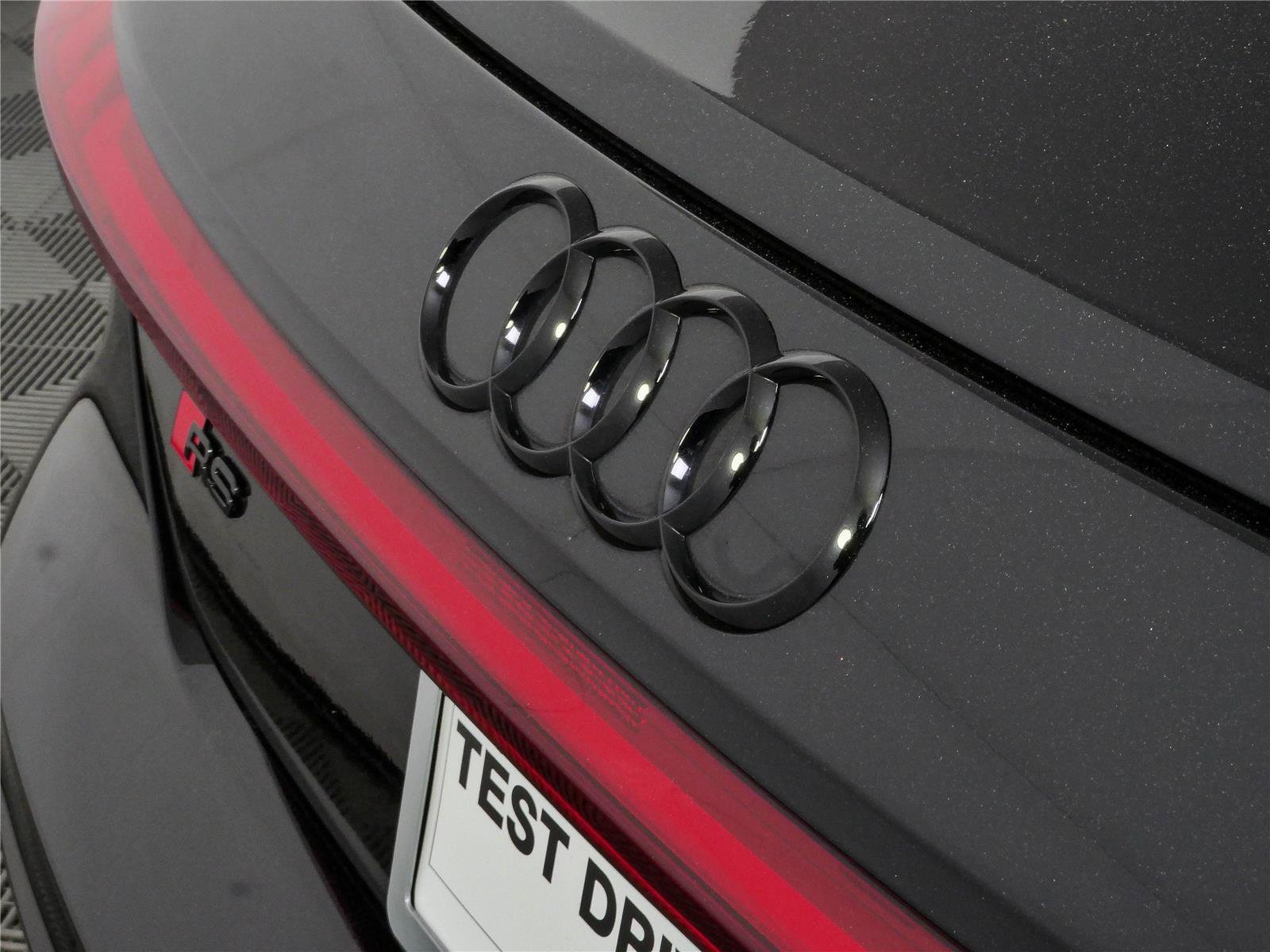 Used 2023 Audi RS e-tron GT w/ Ceramic Brake Package AWD/4WD image 38