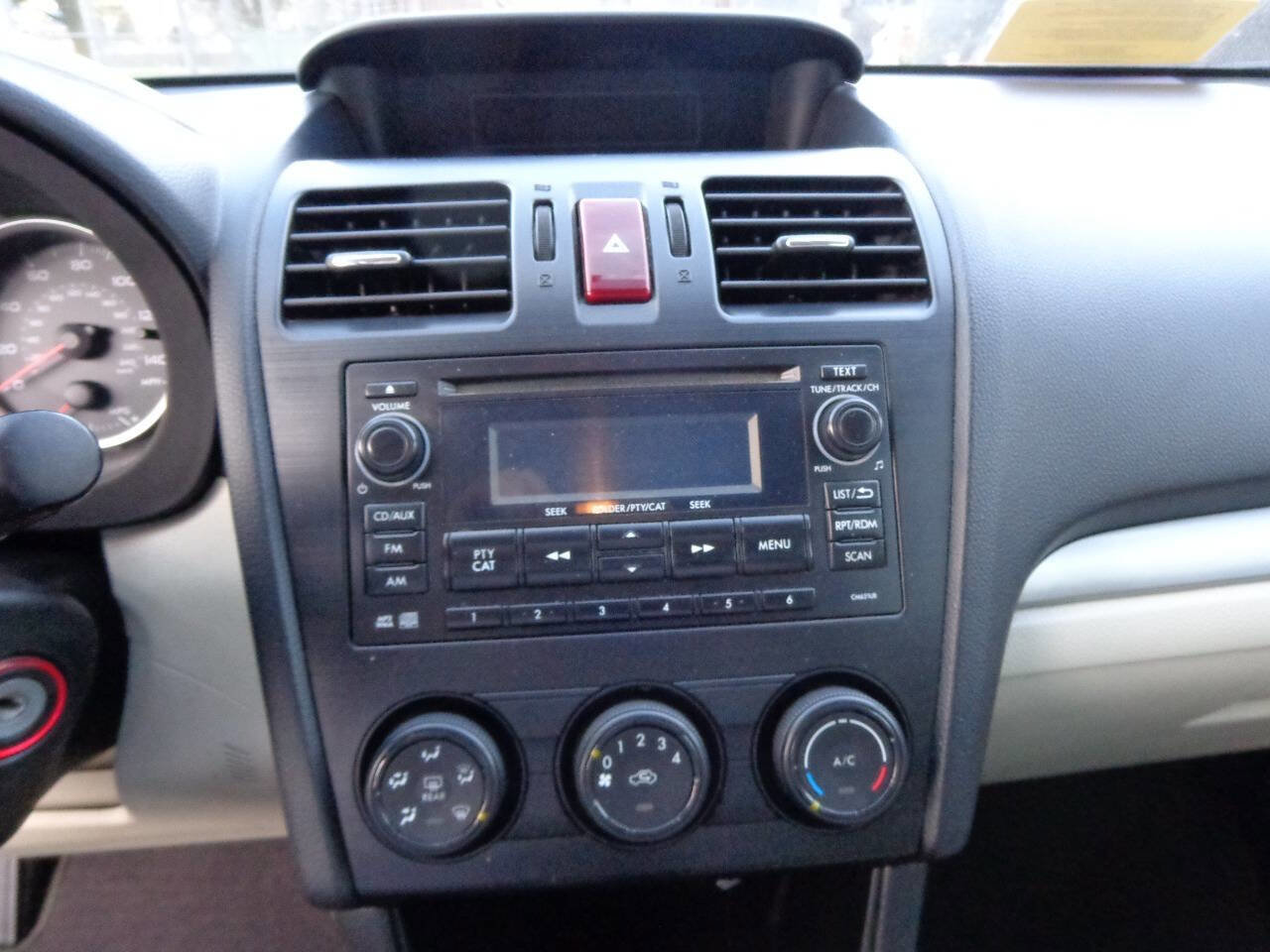 Used 2014 Subaru Crosstrek 2.0i Premium image 25