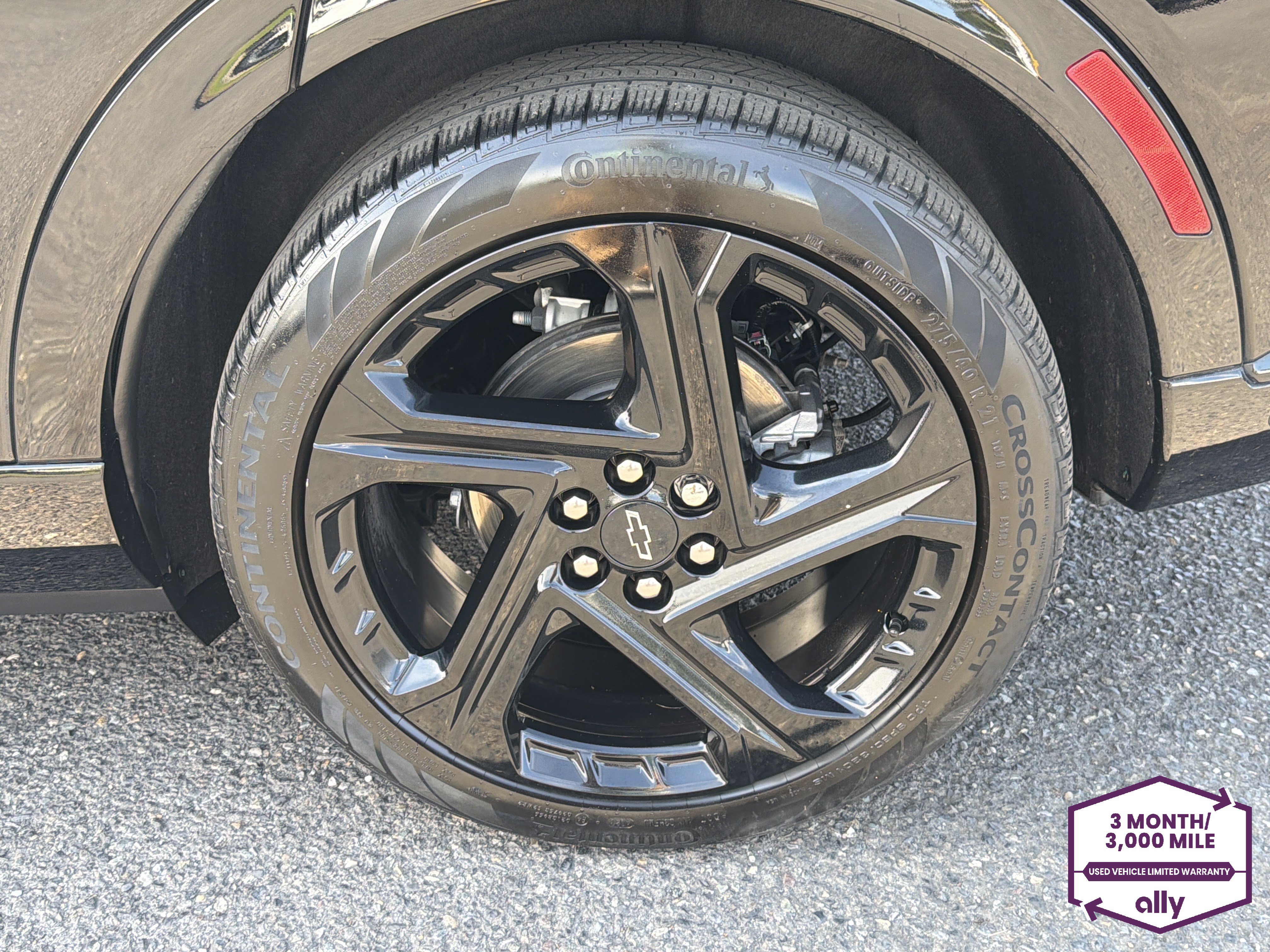 Used 2024 Chevrolet Equinox EV RS FWD image 26