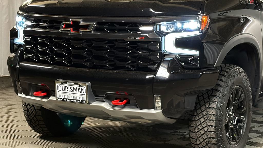 Used 2023 Chevrolet Silverado 1500 ZR2 w/ Technology Package image 3