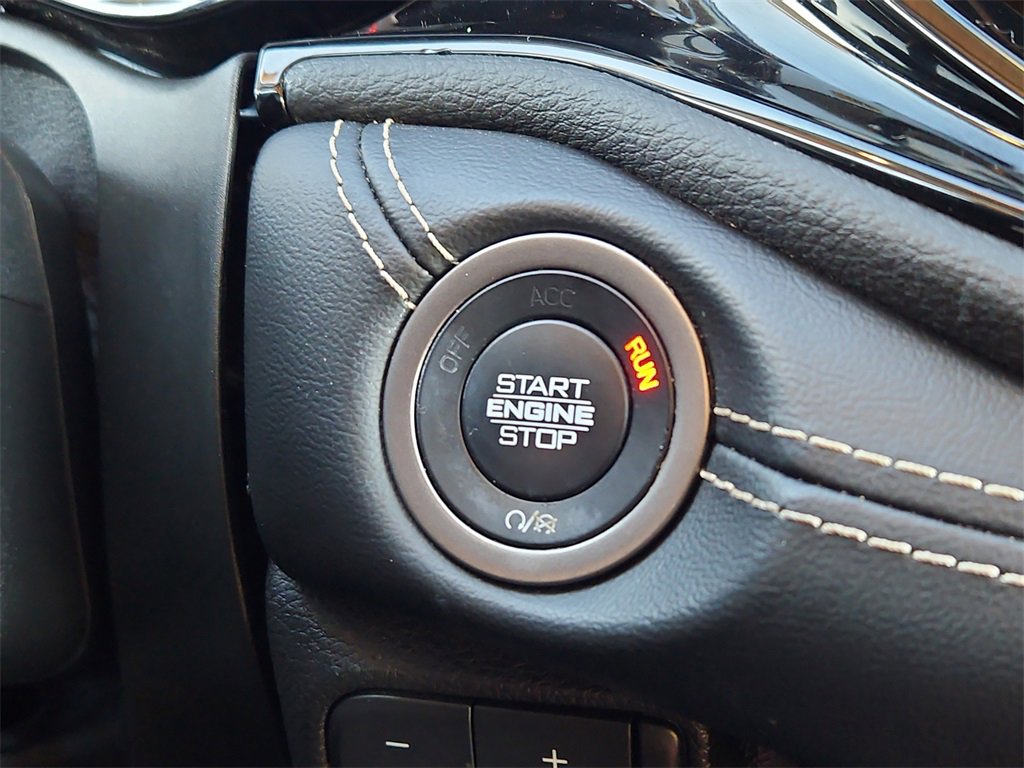 Used 2021 Dodge Durango SXT image 24