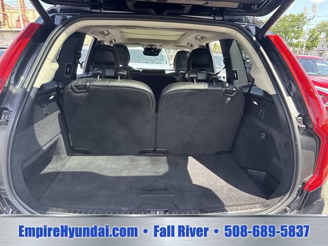 Used 2019 Volvo XC90 T5 Momentum w/ Multimedia Package AWD/4WD image 7
