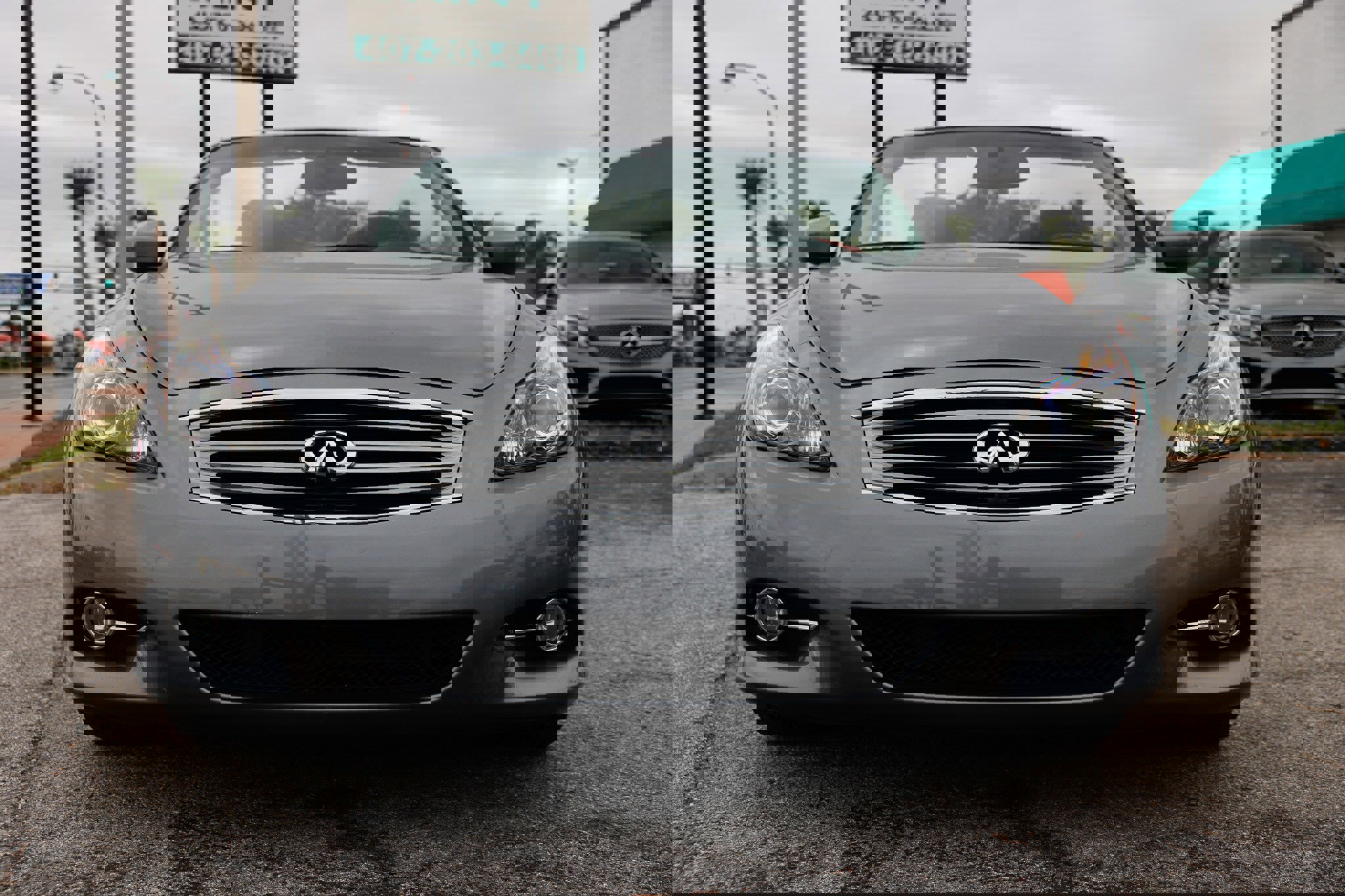 Used 2014 INFINITI Q60 Convertible w/ Premium Package image 22