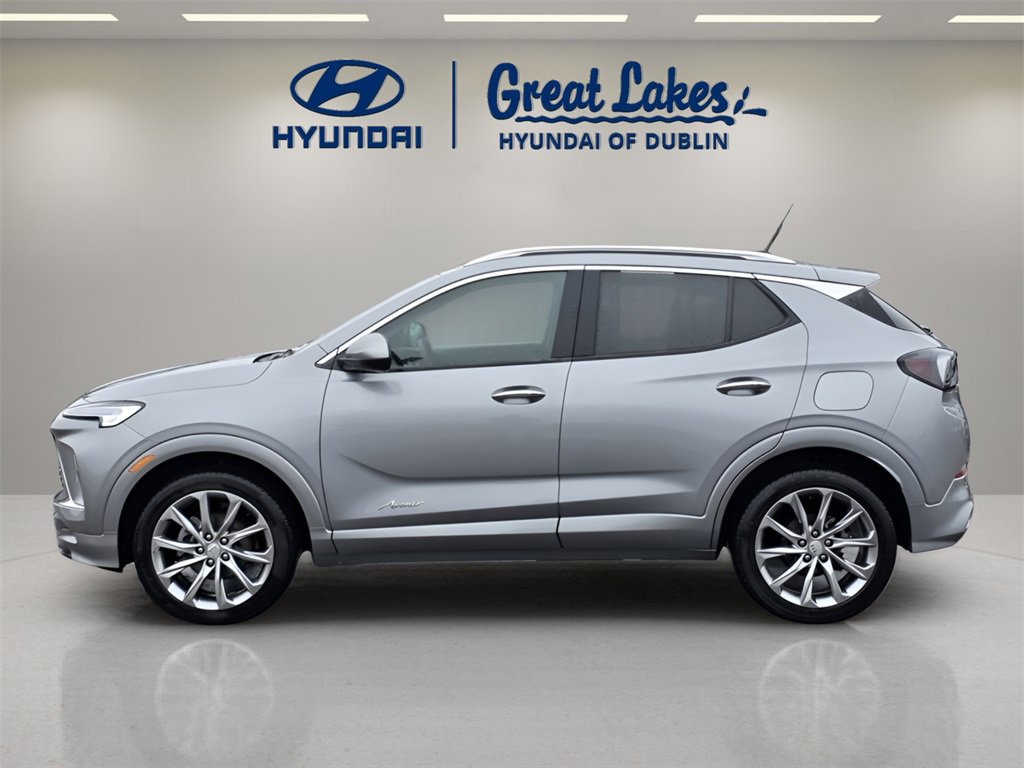 Used 2024 Buick Encore GX Avenir w/ Avenir Convenience Package image 2