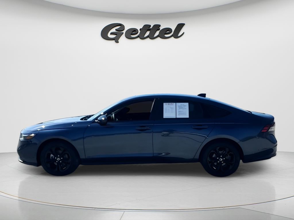 Used 2025 Honda Accord SE image 2