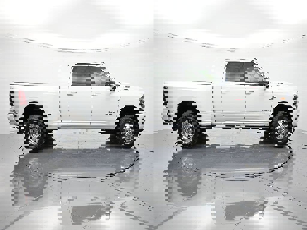 New 2026 RAM 3500 Laramie w/ Max Tow Package image 4