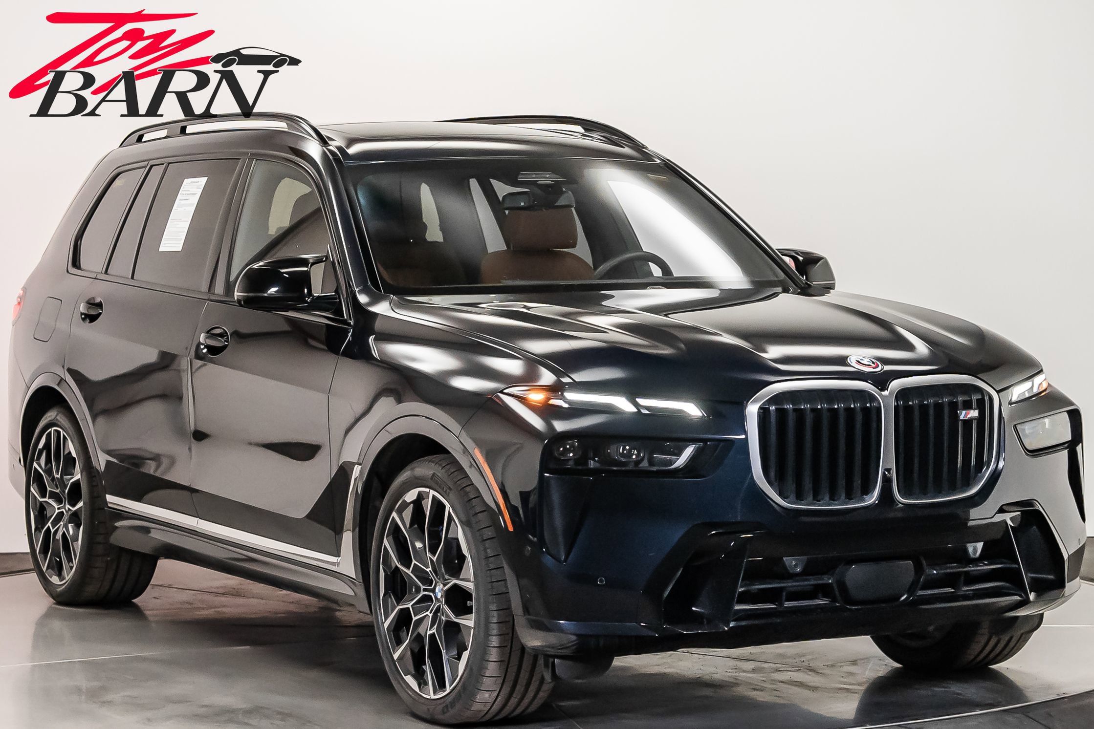 Used 2023 BMW X7 M60i w/ Executive Package image 6