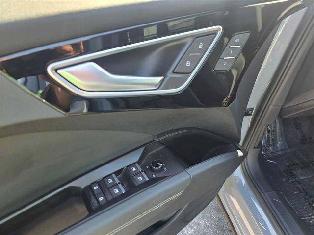 Used 2023 Audi Q4 e-tron Premium Plus AWD/4WD image 23
