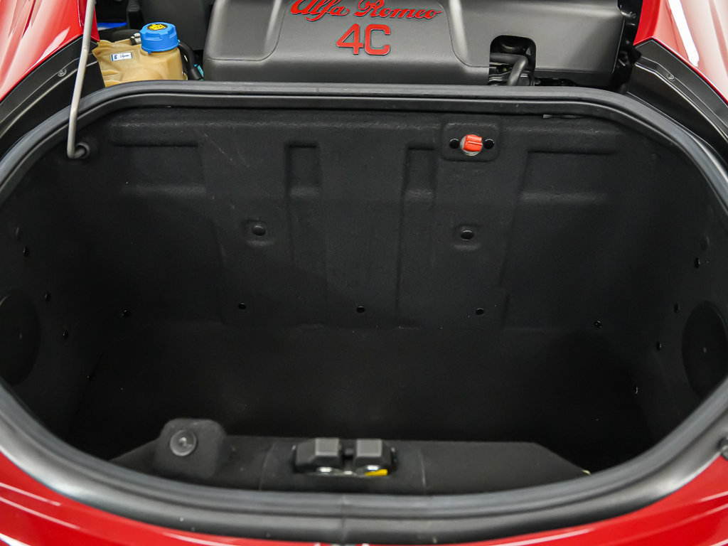 Used 2015 Alfa Romeo 4C Launch Edition w/ Convenience Group RWD image 23
