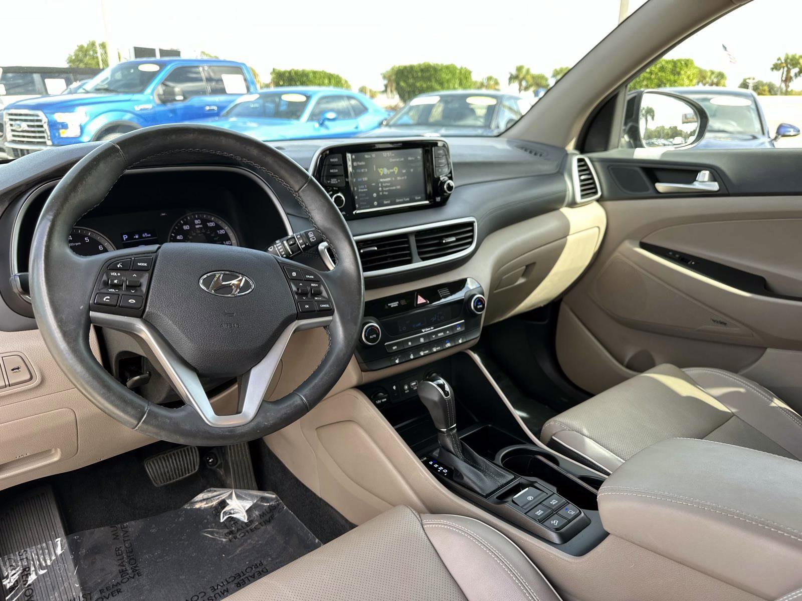 Used 2020 Hyundai Tucson Limited image 16