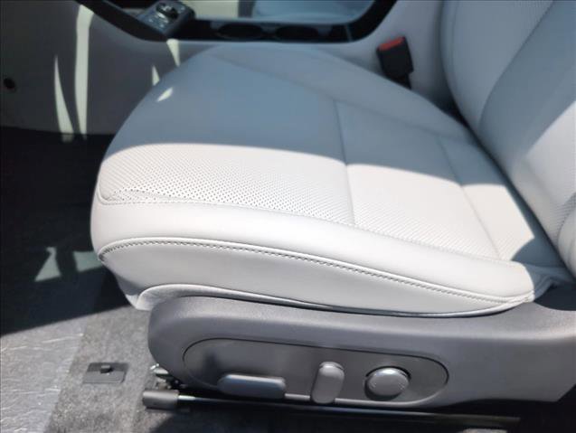 New 2026 Hyundai Kona Limited FWD image 4