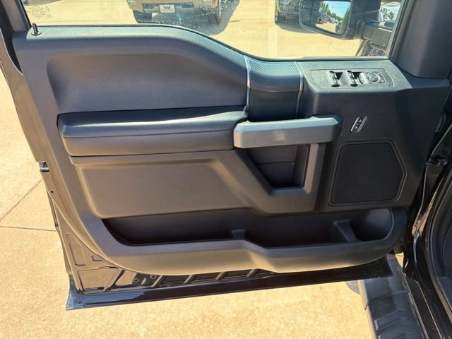 Used 2019 Ford F150 XLT w/ Equipment Group 302A Luxury AWD/4WD image 9
