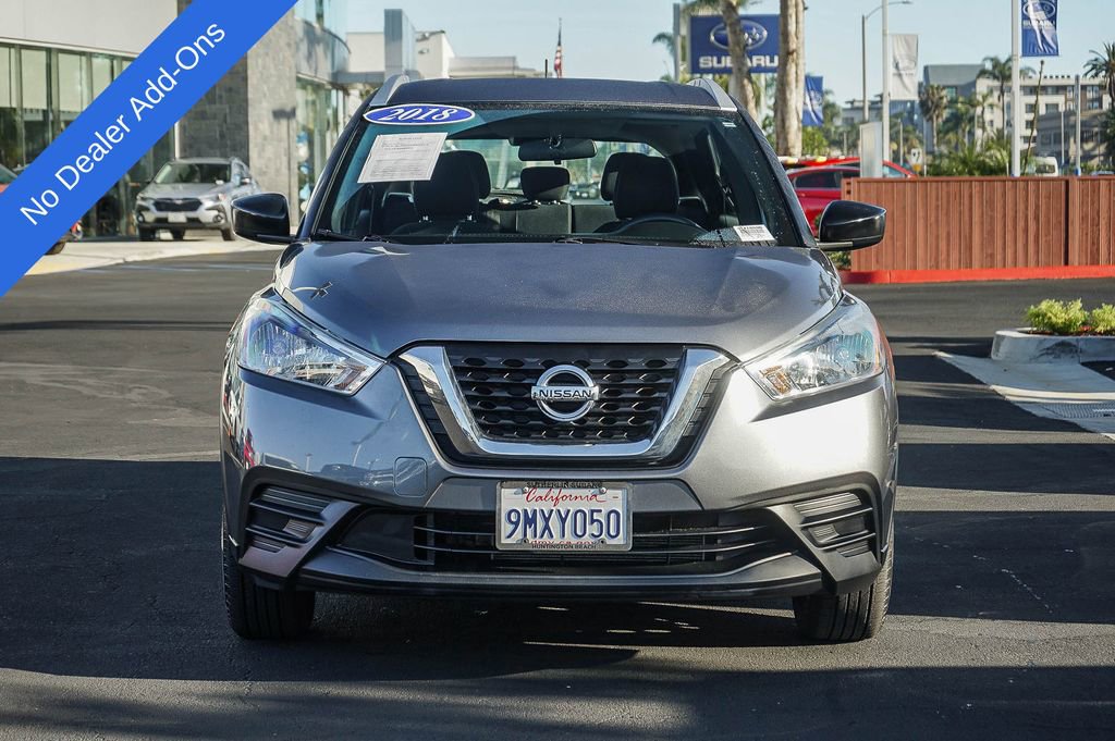 Used 2018 Nissan Kicks S image 2