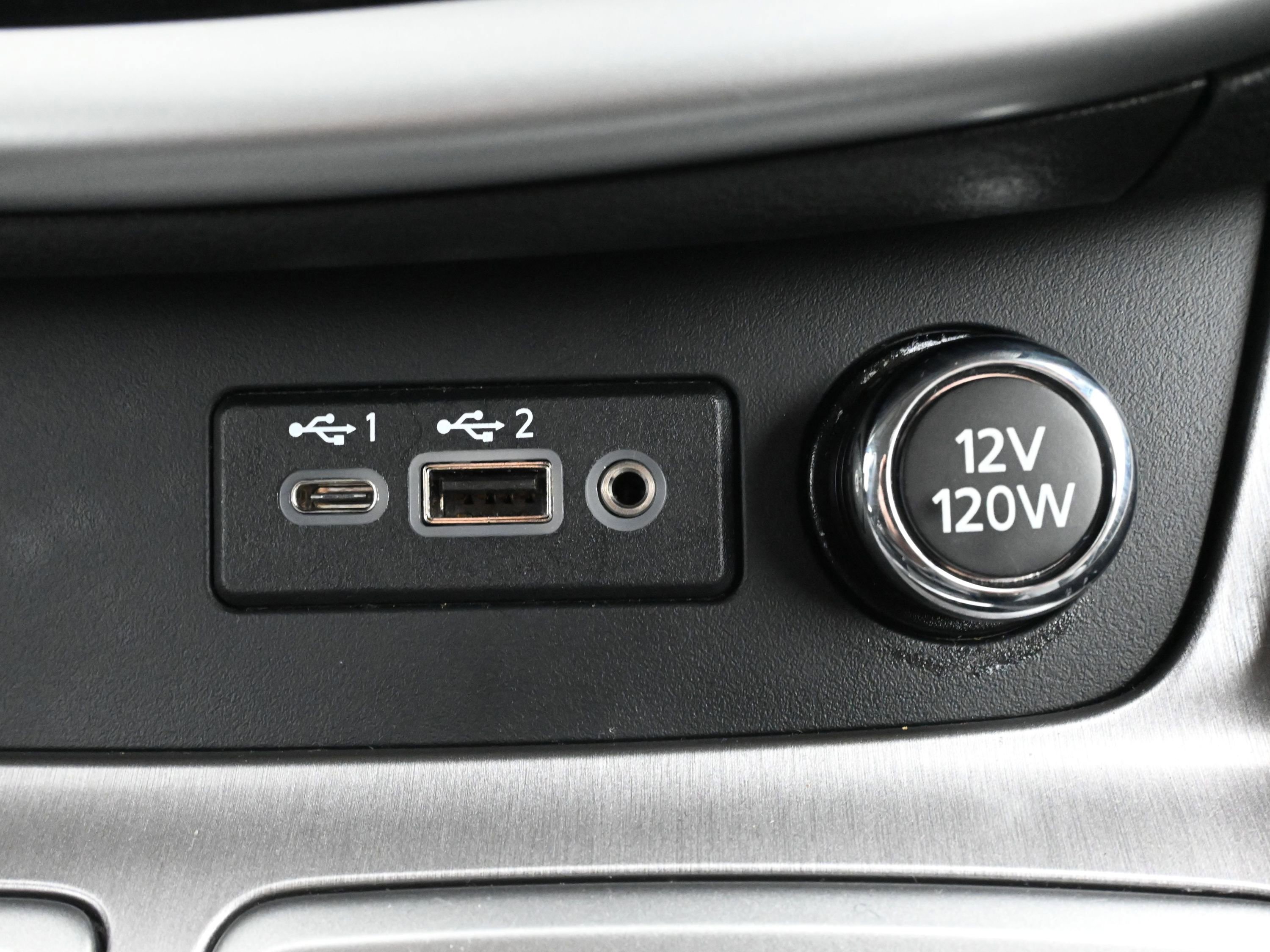 Used 2022 Nissan Murano SL w/ Cargo Package image 16