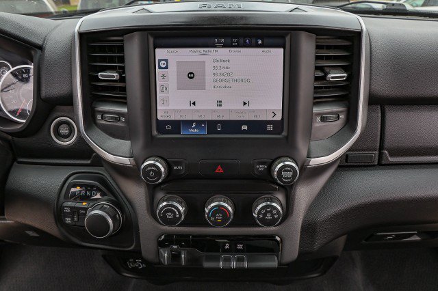 Used 2024 RAM 2500 Big Horn AWD/4WD image 15