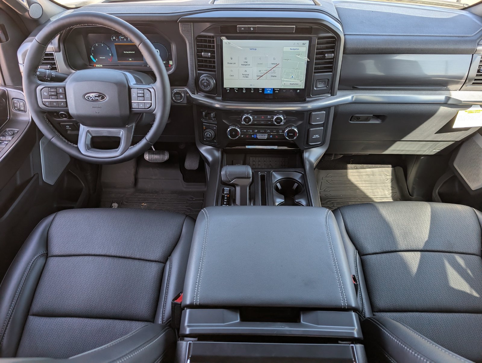 Used 2025 Ford F150 Lariat w/ Equipment Group 502A High AWD/4WD image 11