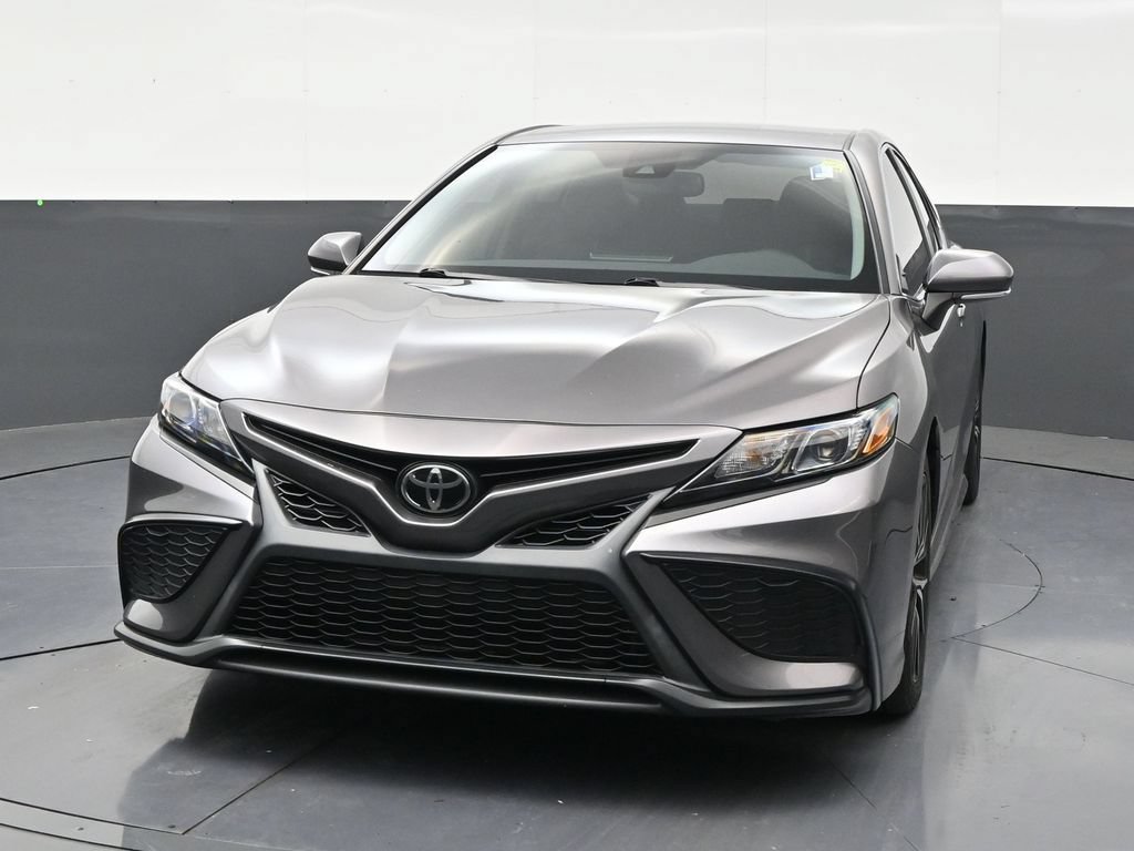 Used 2023 Toyota Camry SE w/ Convenience Package FWD image 8