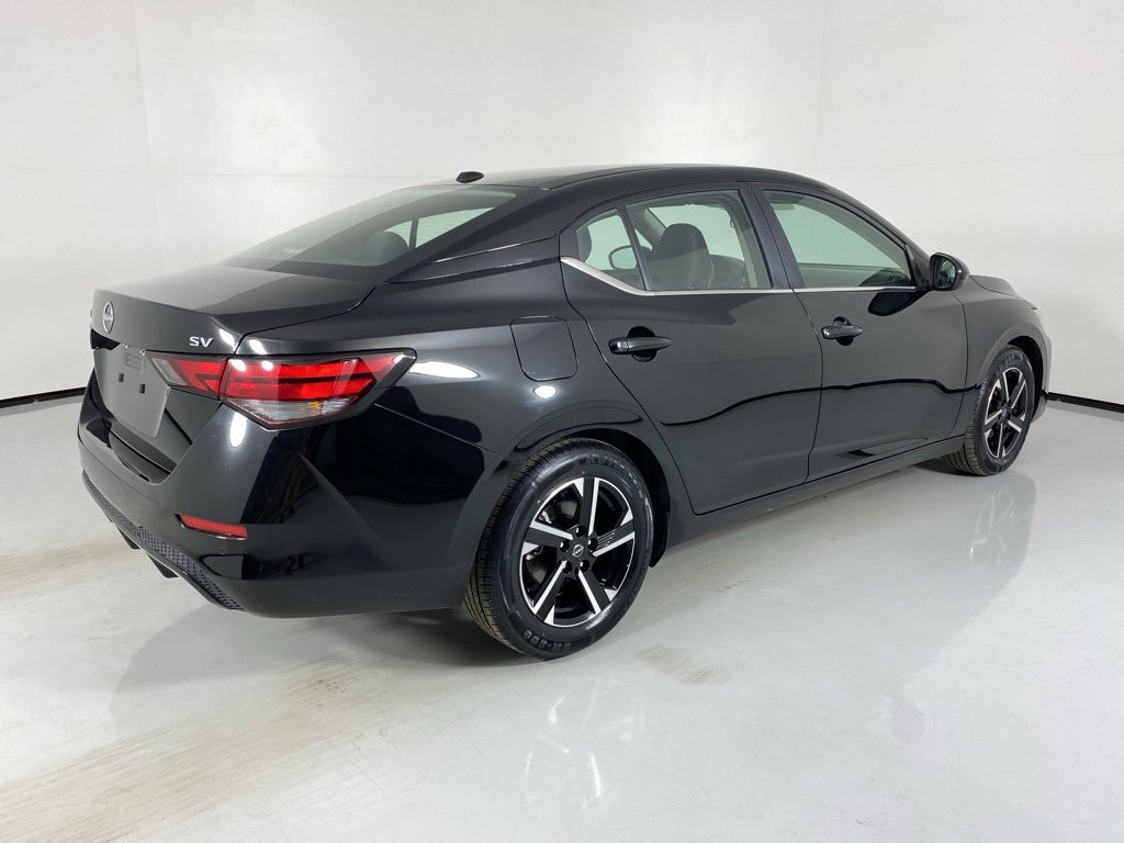 Used 2024 Nissan Sentra SV image 7