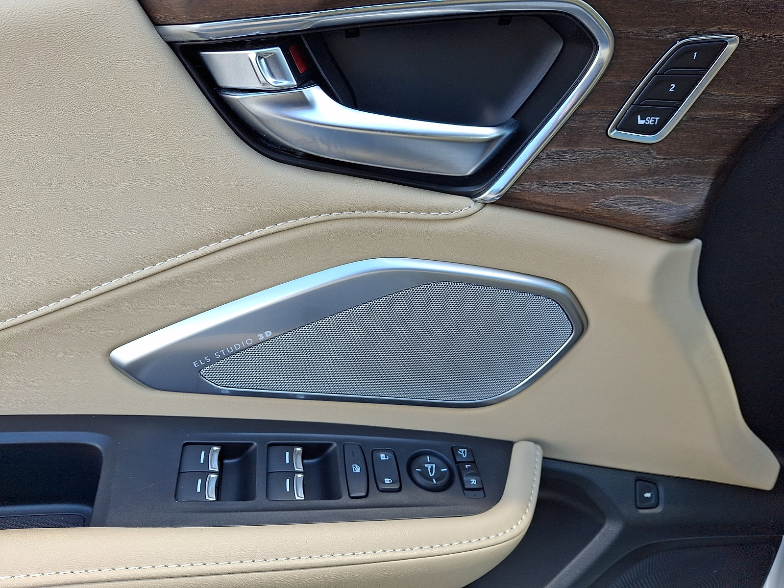 Certified 2023 Acura RDX AWD w/ Advance Package image 13