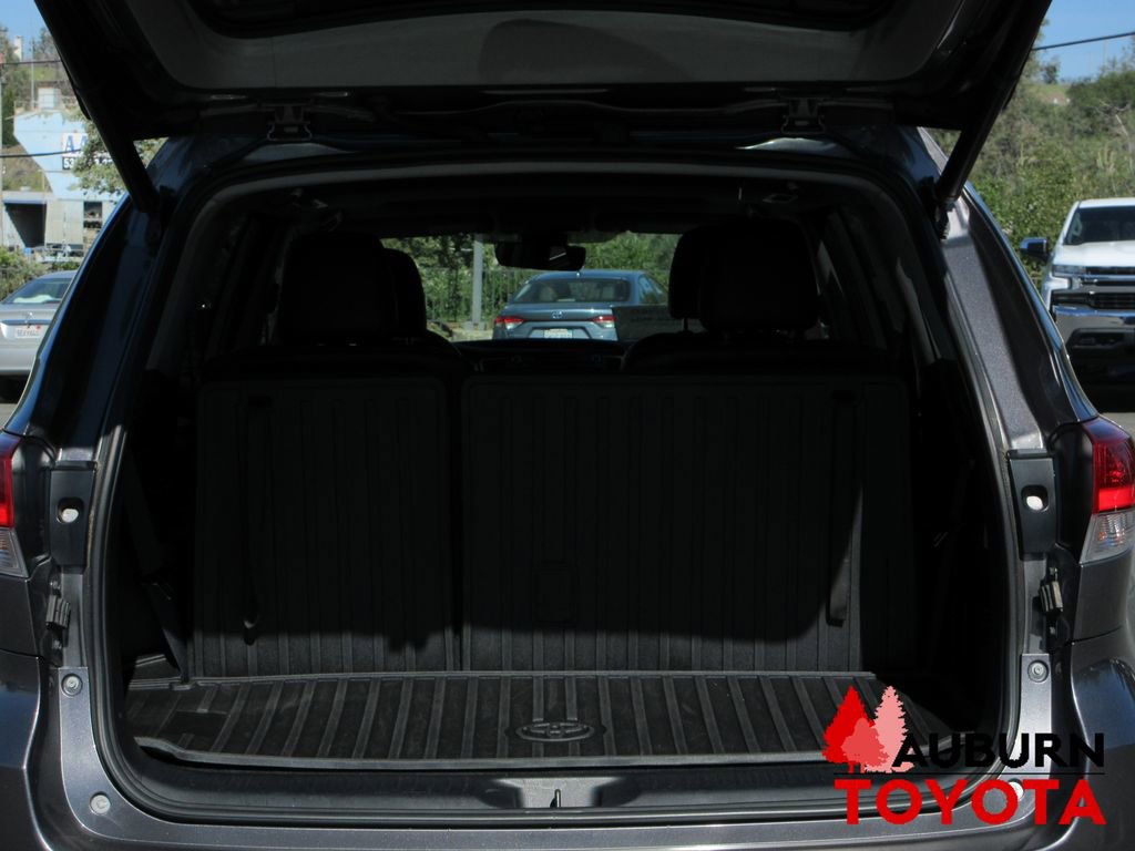 Certified 2018 Toyota Highlander XLE image 7