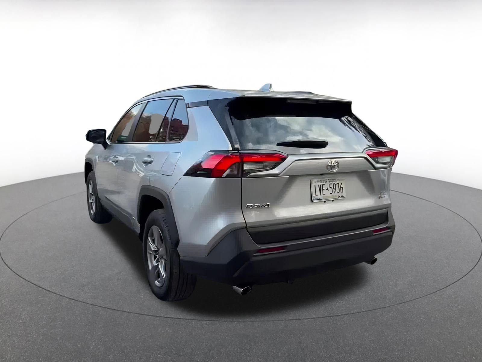 Used 2025 Toyota RAV4 LE image 11