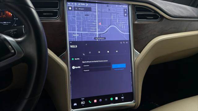 Used 2016 Tesla Model X 90D AWD/4WD image 25