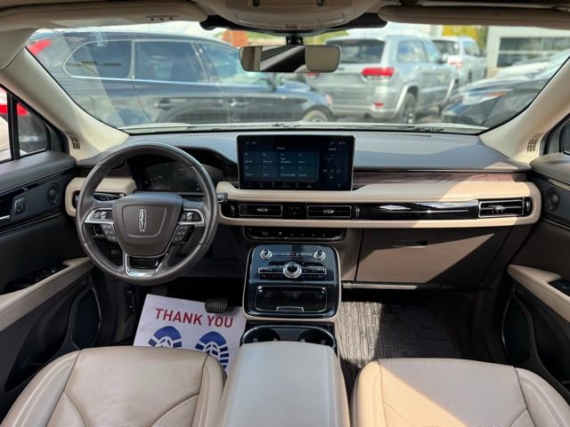 Used 2022 Lincoln Nautilus Reserve w/ Equipment Group 201A image 3