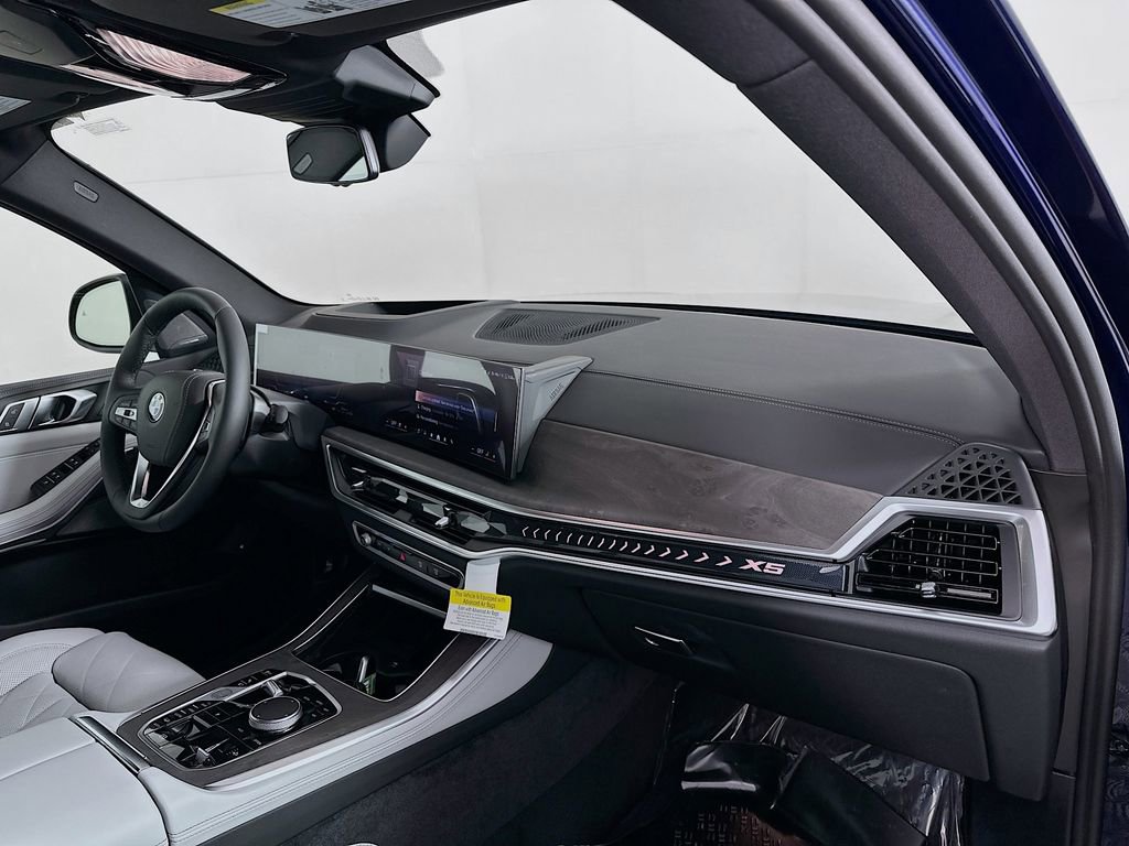 New 2026 BMW X5 xDrive50e w/ Premium Package image 37