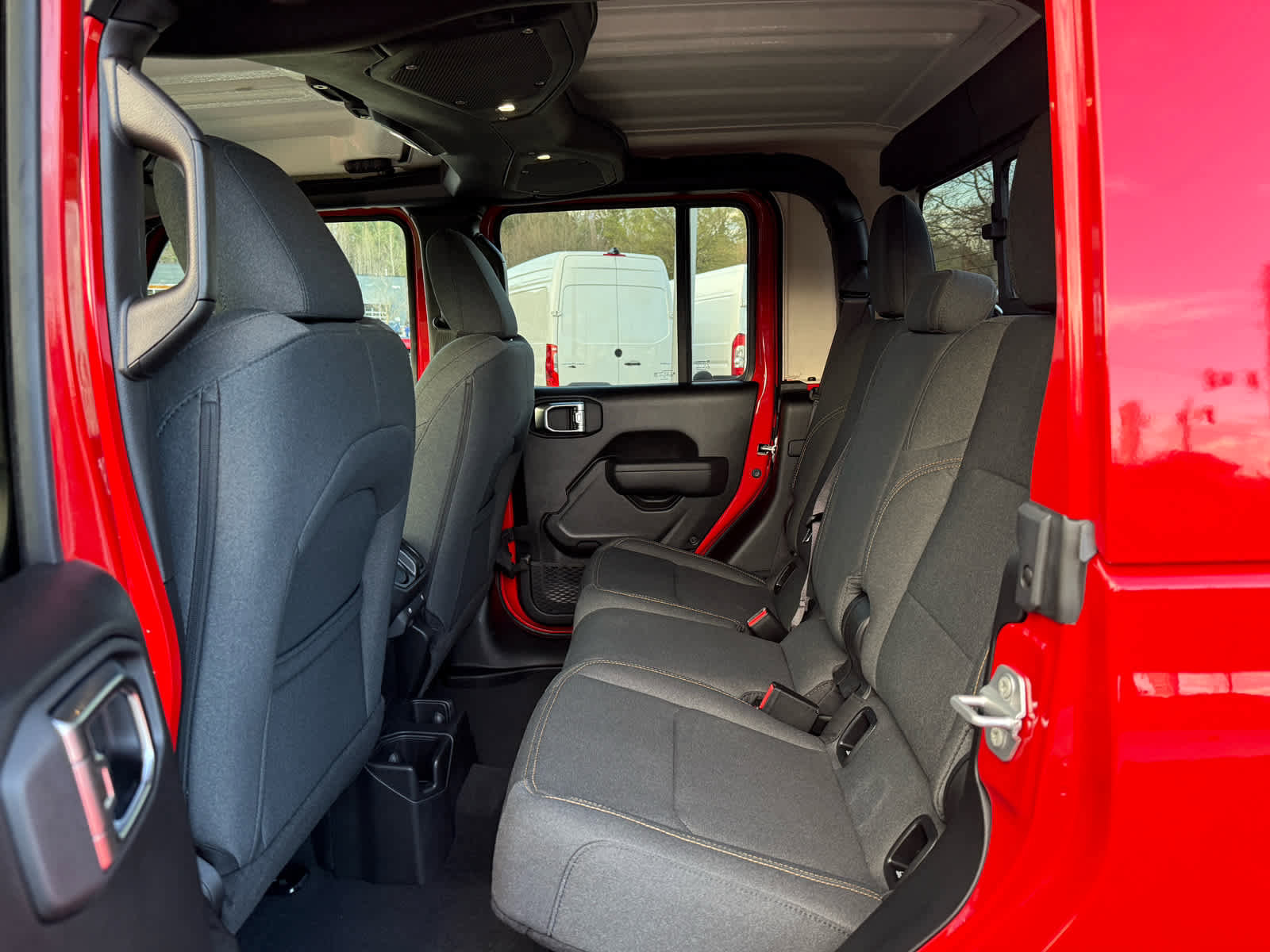 Used 2025 Jeep Gladiator Sport image 25