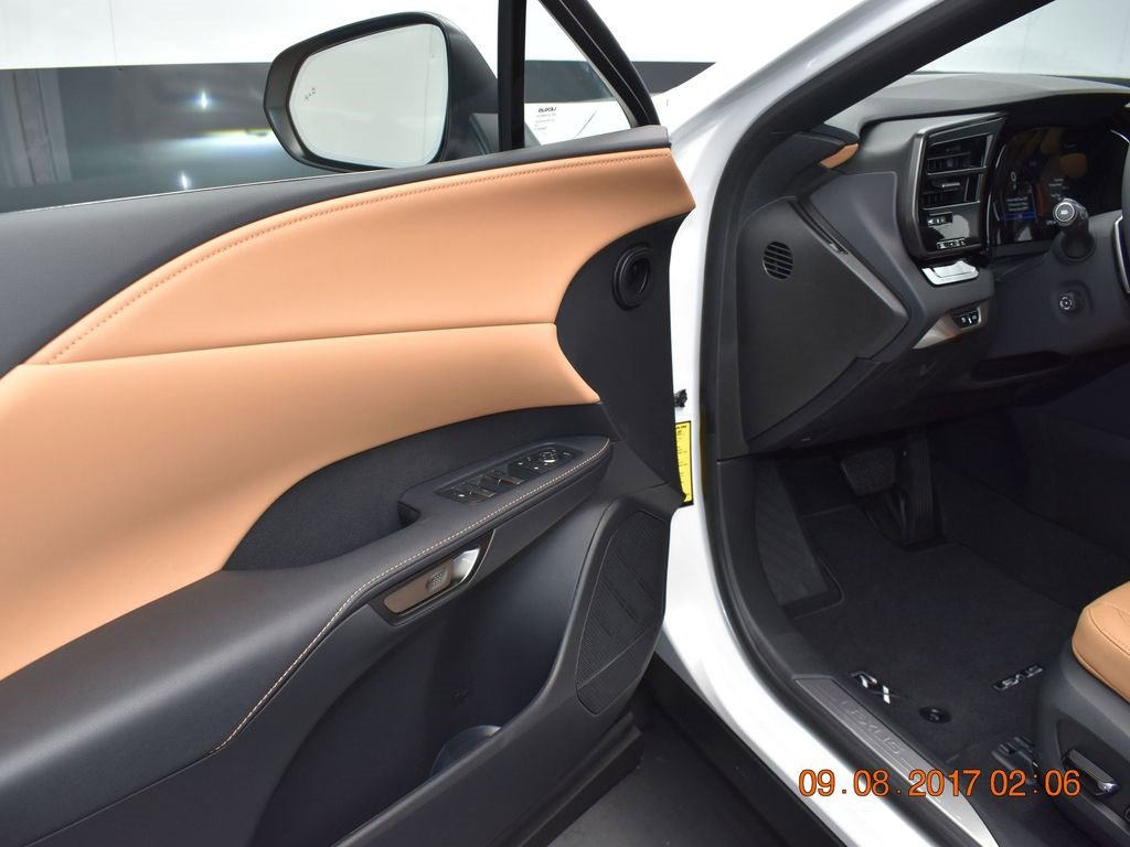 New 2025 Lexus RX 350 FWD image 11