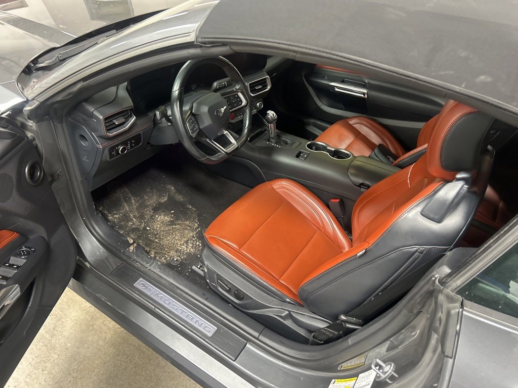 Used 2024 Ford Mustang Premium image 2