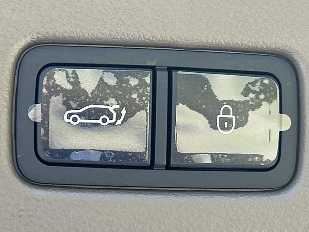 New 2026 Genesis GV70 2.5T Advanced image 13