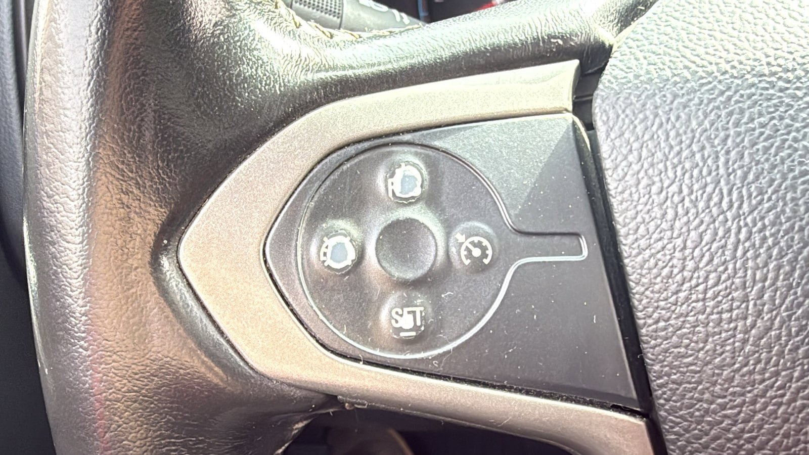 Used 2018 Chevrolet Colorado Z71 image 15