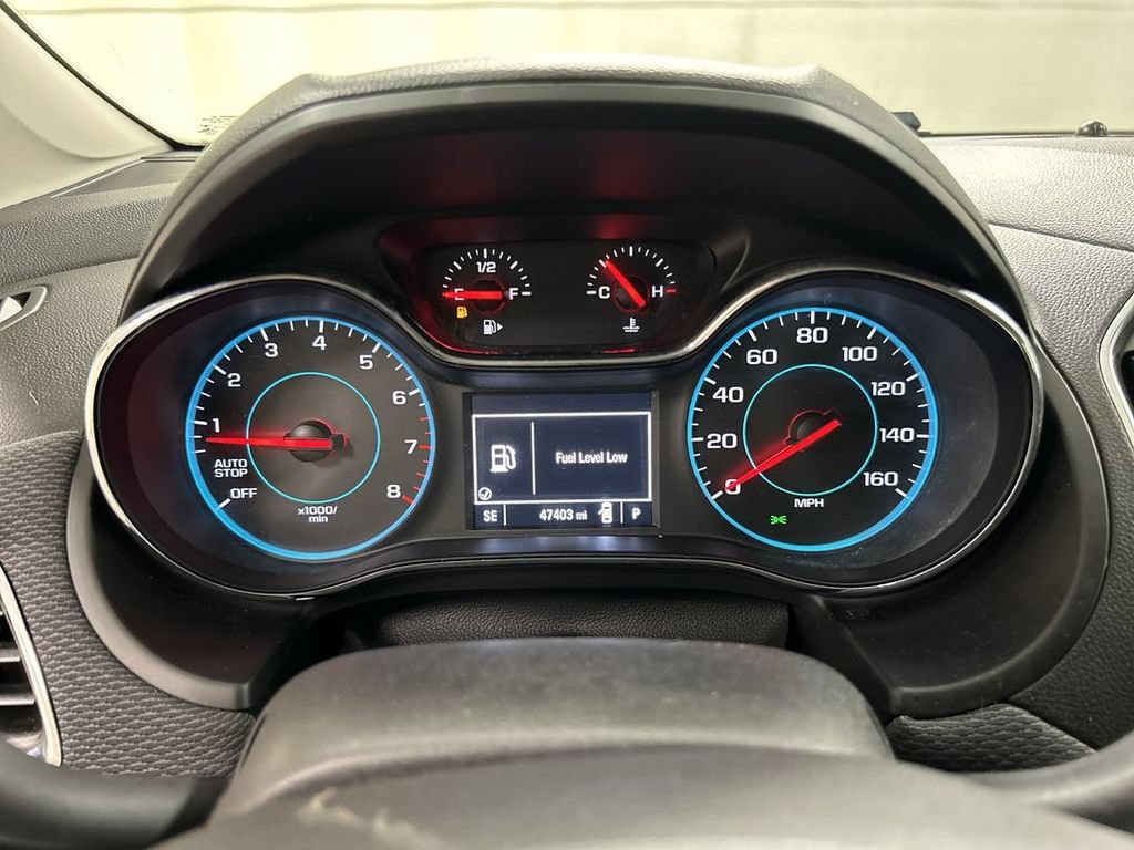 Used 2017 Chevrolet Cruze LT FWD image 13
