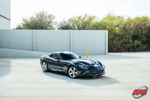 Used 2014 SRT Viper SRT-10 w/ Exterior Carbon Fiber Package RWD image 43
