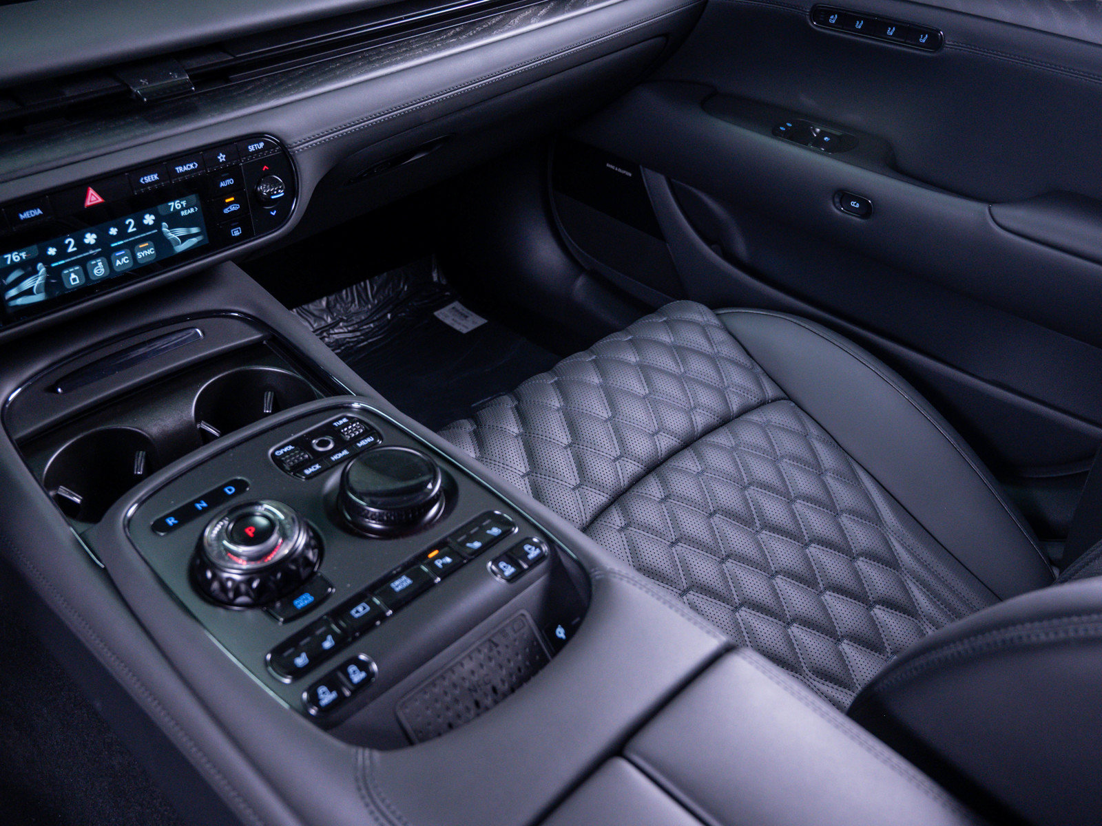 New 2026 Genesis G90 3.5T Prestige AWD/4WD image 28
