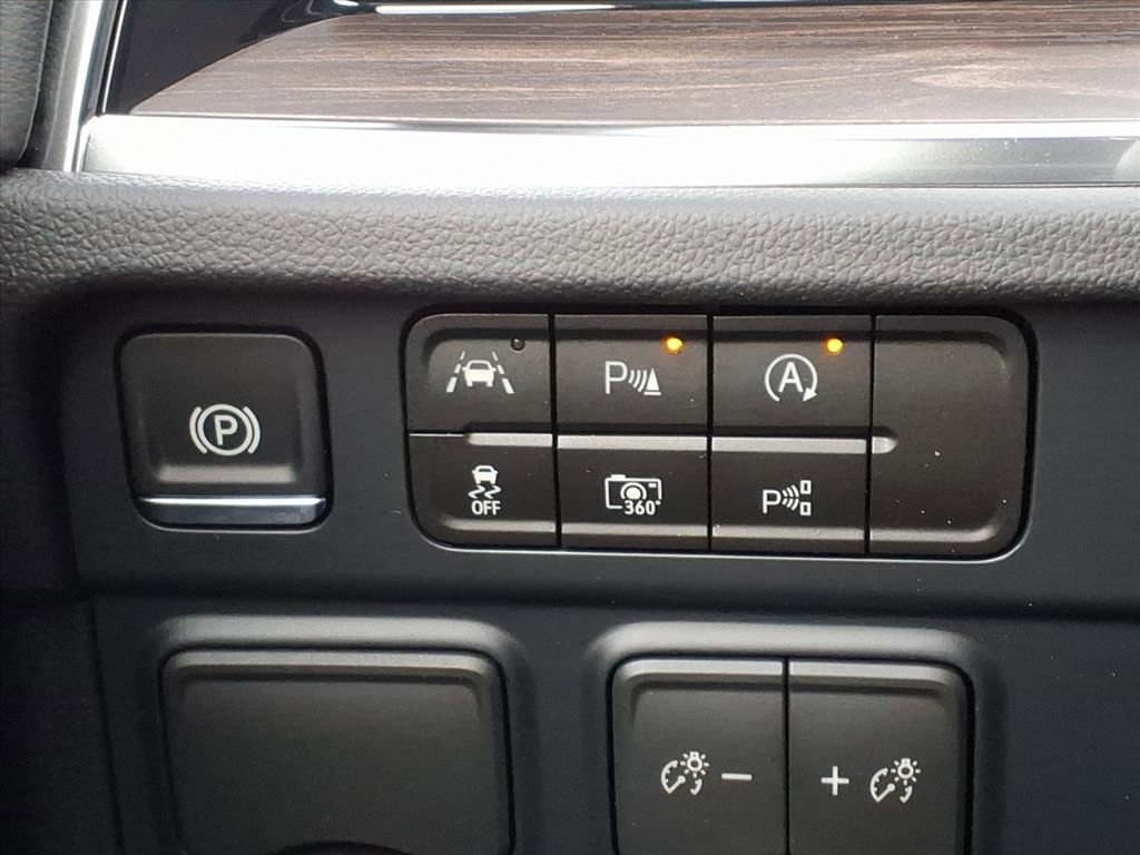 New 2026 Chevrolet Suburban LT w/ Comfort Package image 9