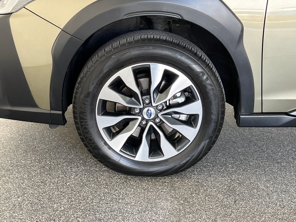 Certified 2023 Subaru Outback Limited XT image 32