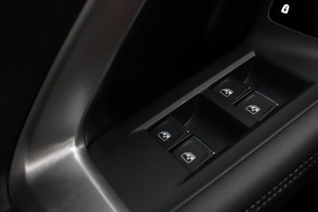 Used 2025 Audi Q5 Prestige image 8