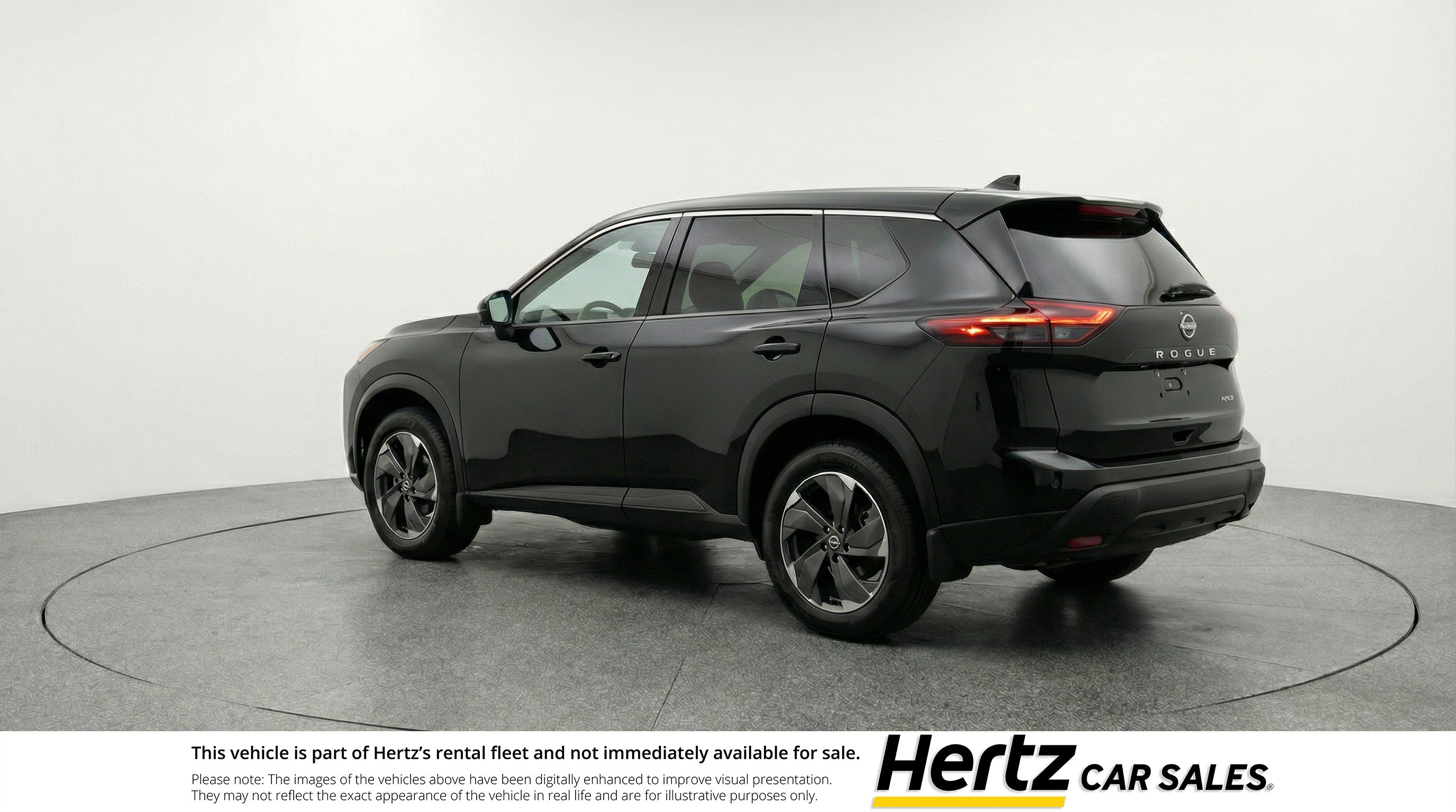 Used 2025 Nissan Rogue SV image 6