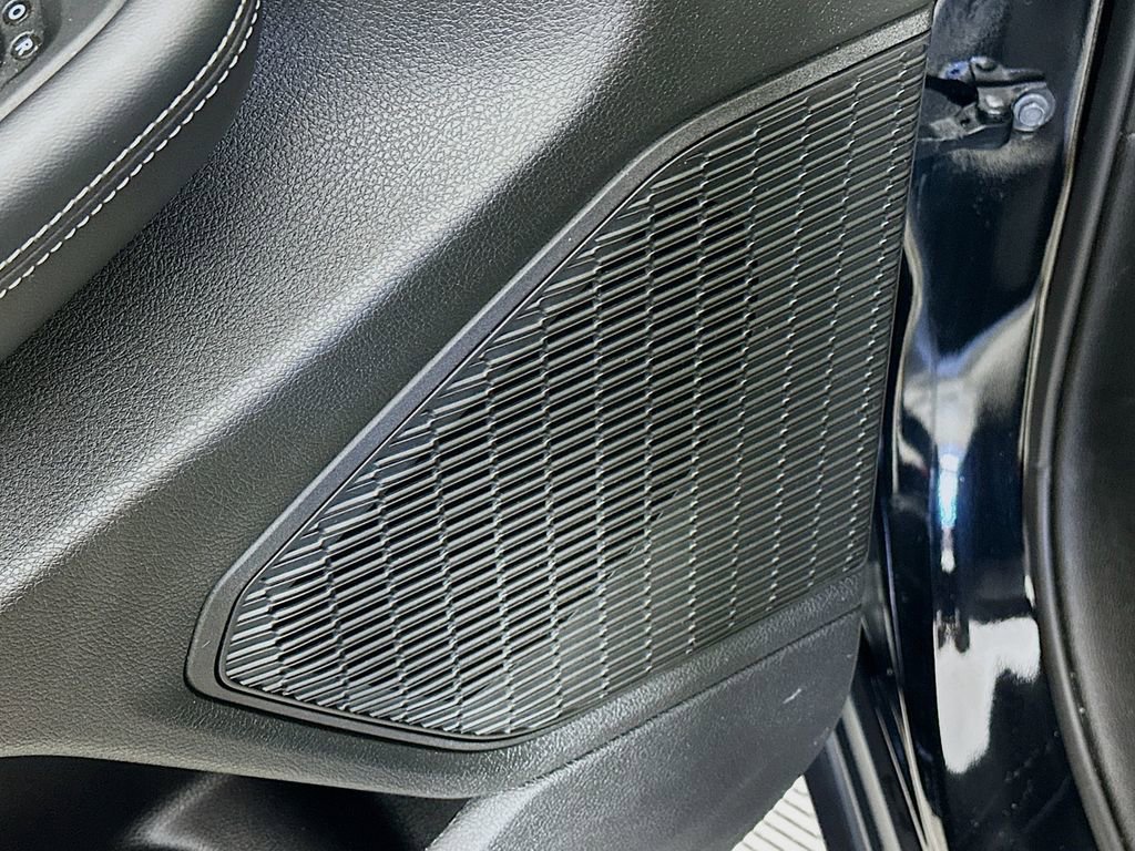 Certified 2025 Jeep Grand Cherokee Laredo w/ Luxury Tech Group I image 29