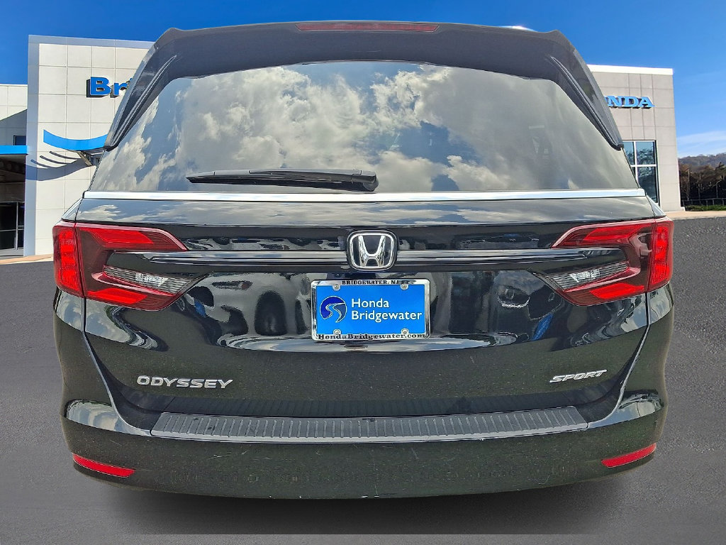 Used 2024 Honda Odyssey Sport image 5