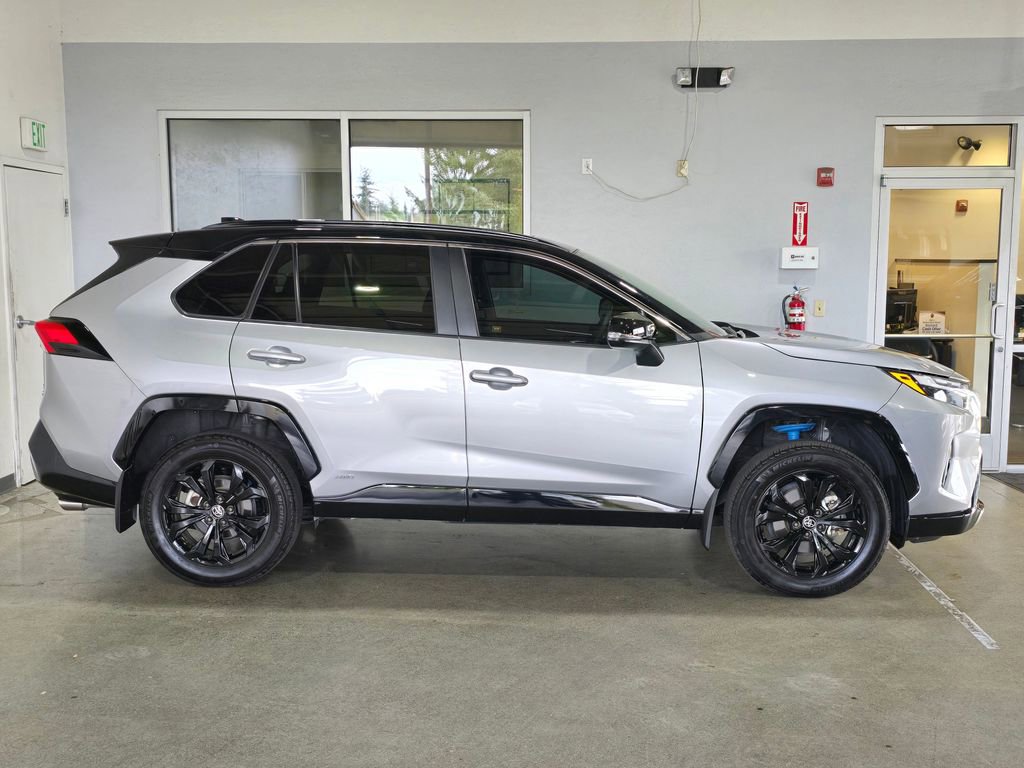 Used 2024 Toyota RAV4 XSE image 4