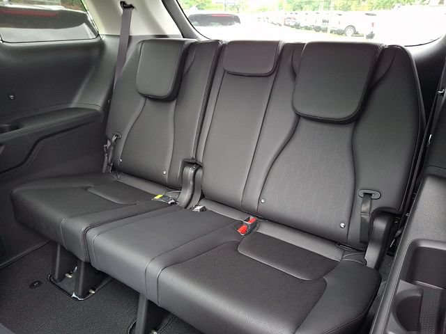 Certified 2027 Kia Carnival SX w/ Dark Edition Package FWD image 9