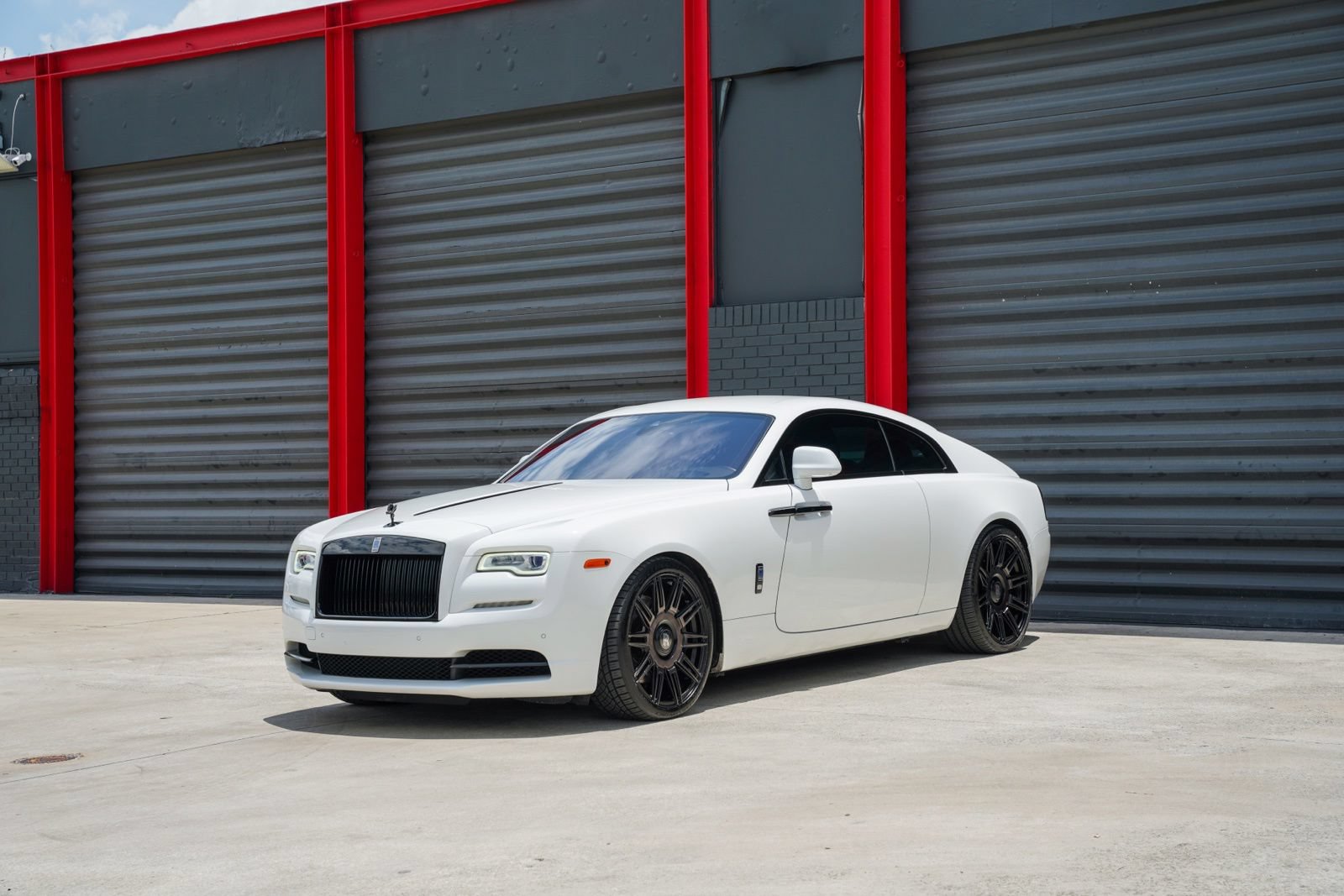 Used 2019 Rolls-Royce Wraith RWD image 1