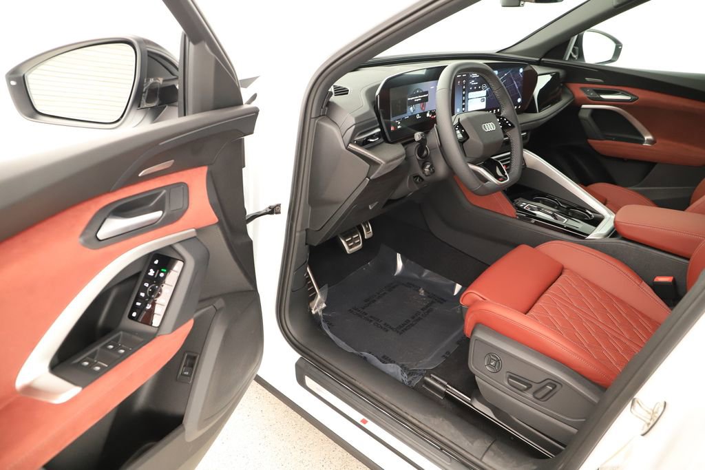 New 2026 Audi SQ5 Premium Plus image 14