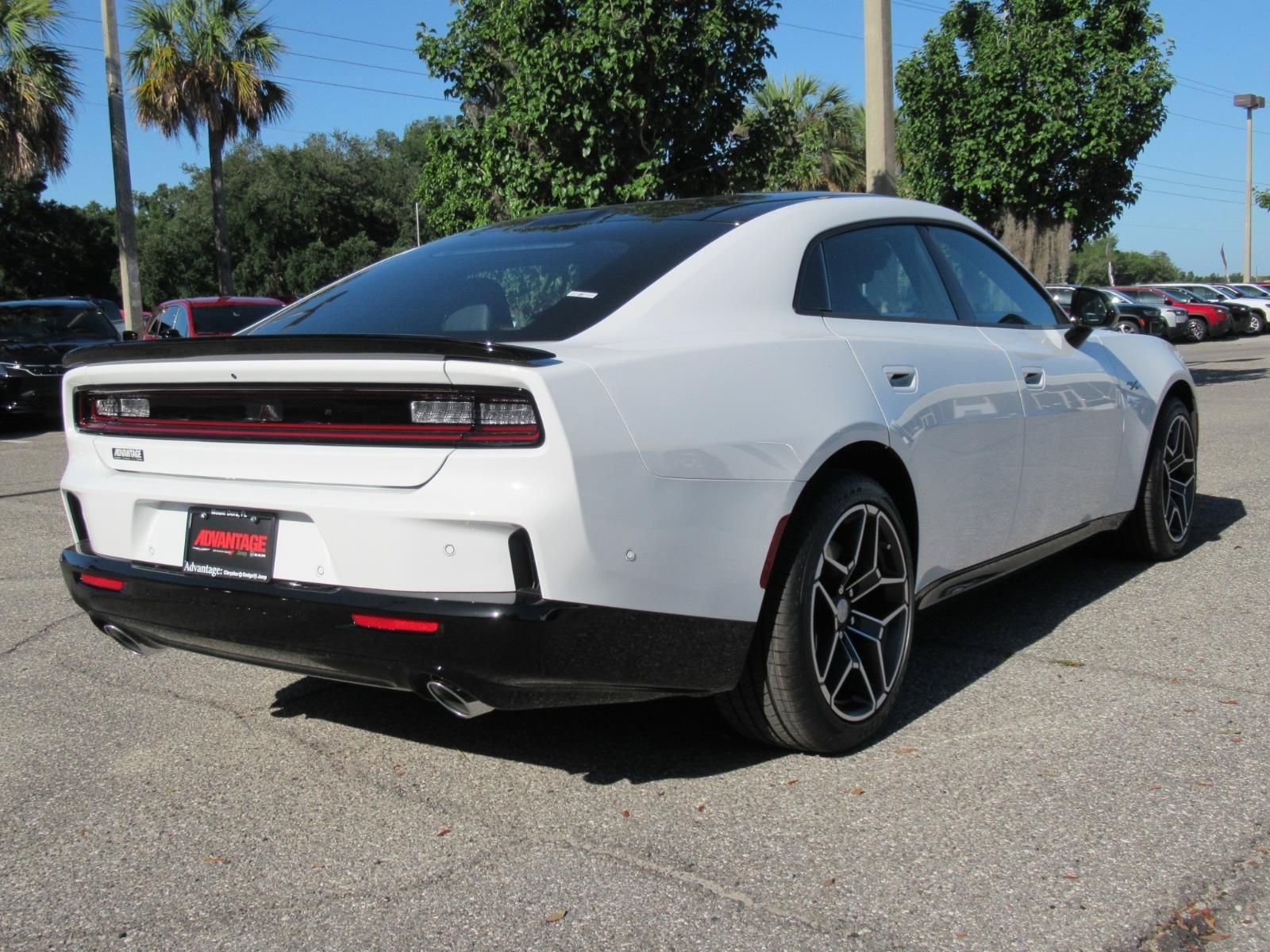 New 2026 Dodge Charger R/T AWD/4WD image 7