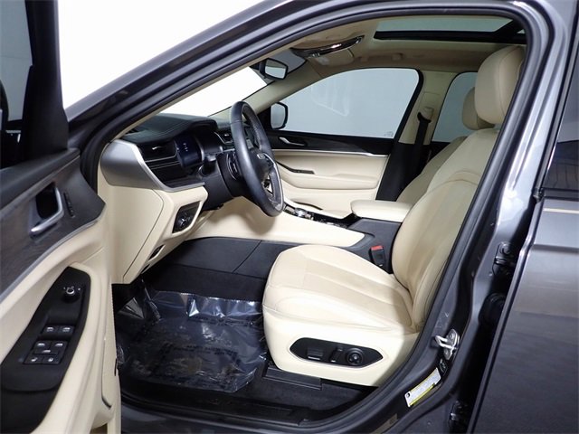 Used 2021 Jeep Grand Cherokee L Limited image 23