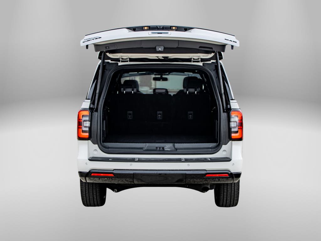Used 2024 Ford Expedition Max Limited AWD/4WD image 7